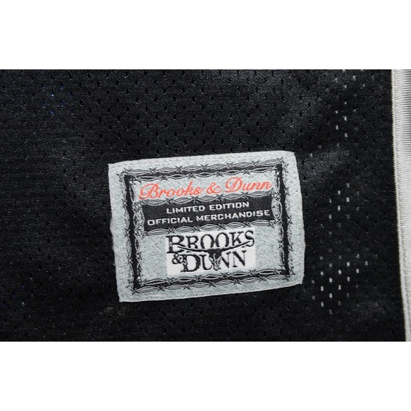 Brooks & Dunn Shirt Mens Small Black Gray Limited Edition Jersey Country Band 06 - Picture 5 of 9